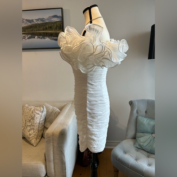 Allure evening size 6 puffy sleeves white mini dress - Picture 6 of 13